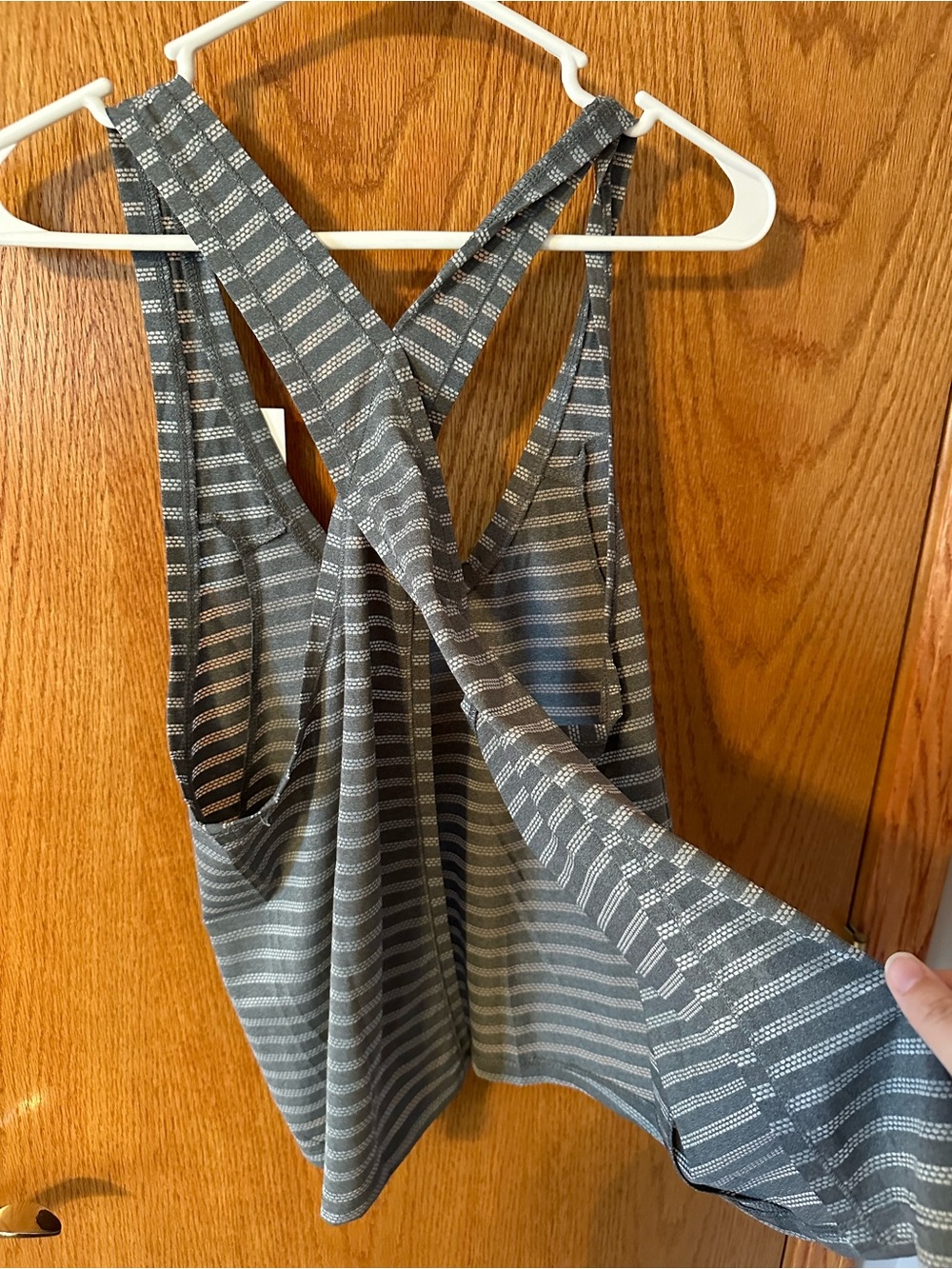 ZYIA Crossback Tank Top - Picture 2 of 3